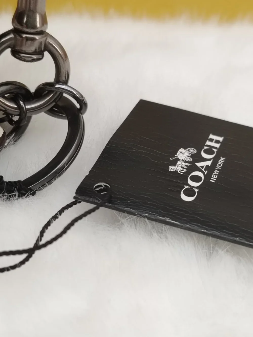 Coach authentic same
